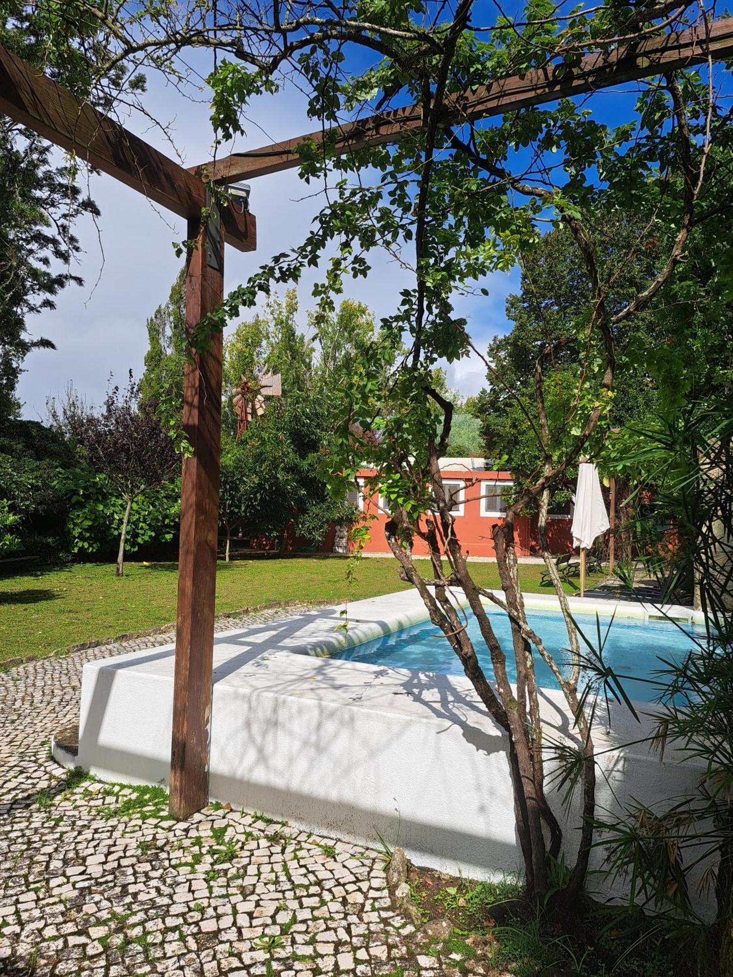 Vila Libania Queluz Luaran gambar